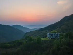 草塗·温泉建築美宿（桐廬店）